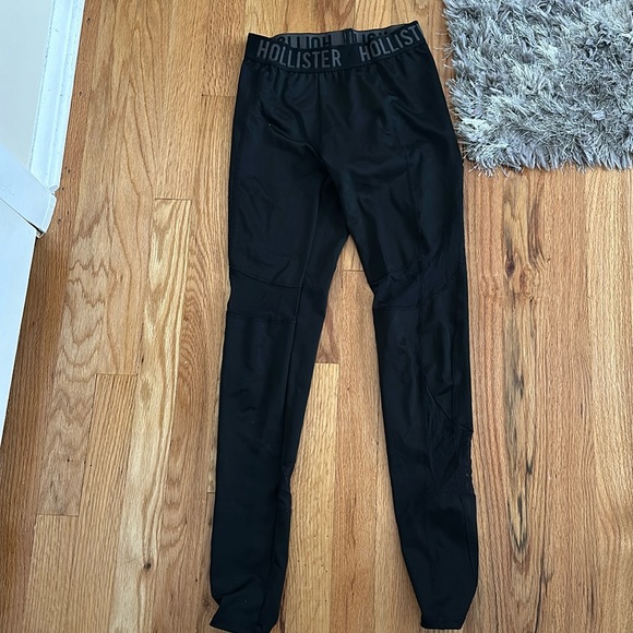 Hollister Workout Leggings - Picture 1 of 1